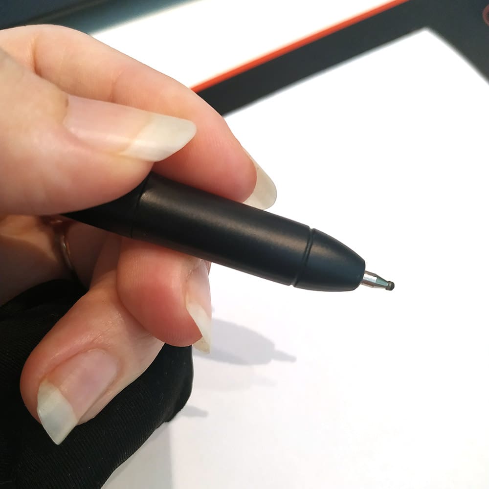 gros plan sur la mine stylo bille du Scribo PW210